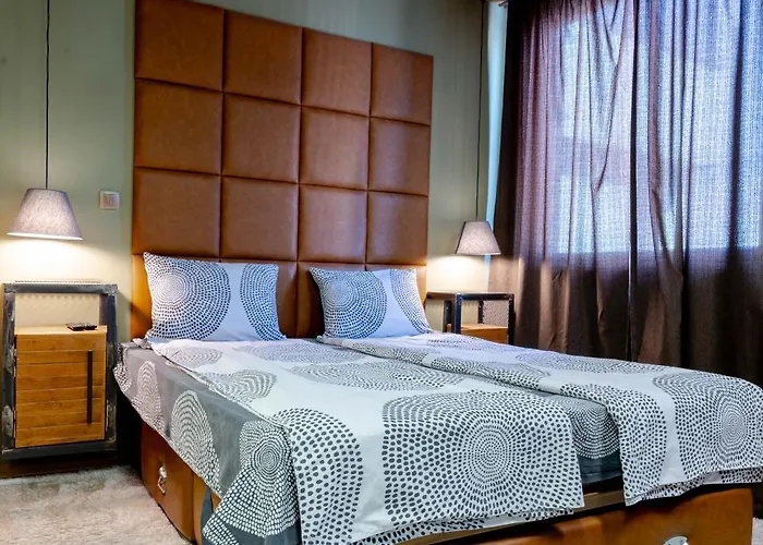 Studio77 大特尔诺沃